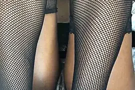 Fun_size86 naked on cam for live sex chat