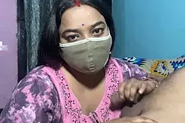 queen_babydoll naked on cam for live sex chat