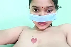 Cute-Kaashvi naked on cam for live sex chat