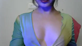 Disha_22_ naked on cam for live sex chat
