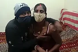 Hot_sahana naked on cam for live sex chat