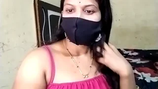Mumbaistar naked on cam for live sex chat