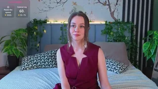 SkyHelen naked on cam for live sex chat