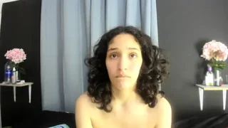 TeensNews18 naked on cam for live sex chat