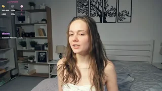 MalvinaTrafford naked on cam for live sex chat