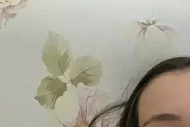 Ana_lys naked on cam for live sex chat