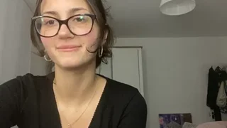 Ellamay06 naked on cam for live sex chat