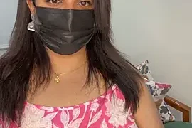Pretty_varsha08 naked on cam for live sex chat