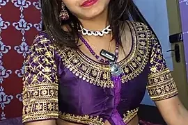 Sweet-priyaa naked on cam for live sex chat