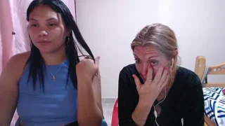 juliachannelhot naked on cam for live sex chat