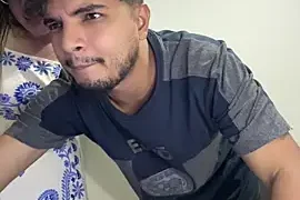kalshw naked on cam for live sex chat
