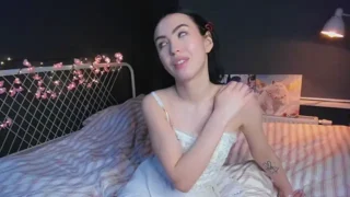 lizaa_breeze naked on cam for live sex chat
