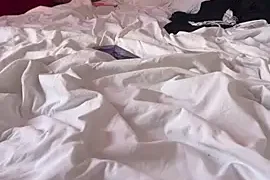 Melissathequeen34000 naked on cam for live sex chat