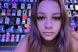 sabrinasfun3 naked on cam for live sex chat